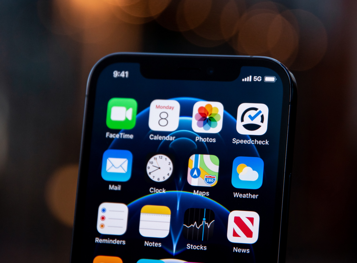 古县苹果手机维修分享为什么 iPhone 12 在冬季会自动关机 